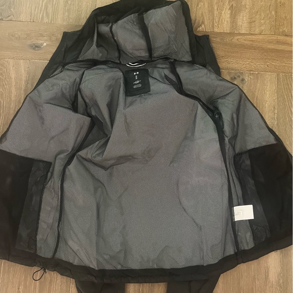 Under Armour Storm Forefront rain jacket - Picture 9 of 11